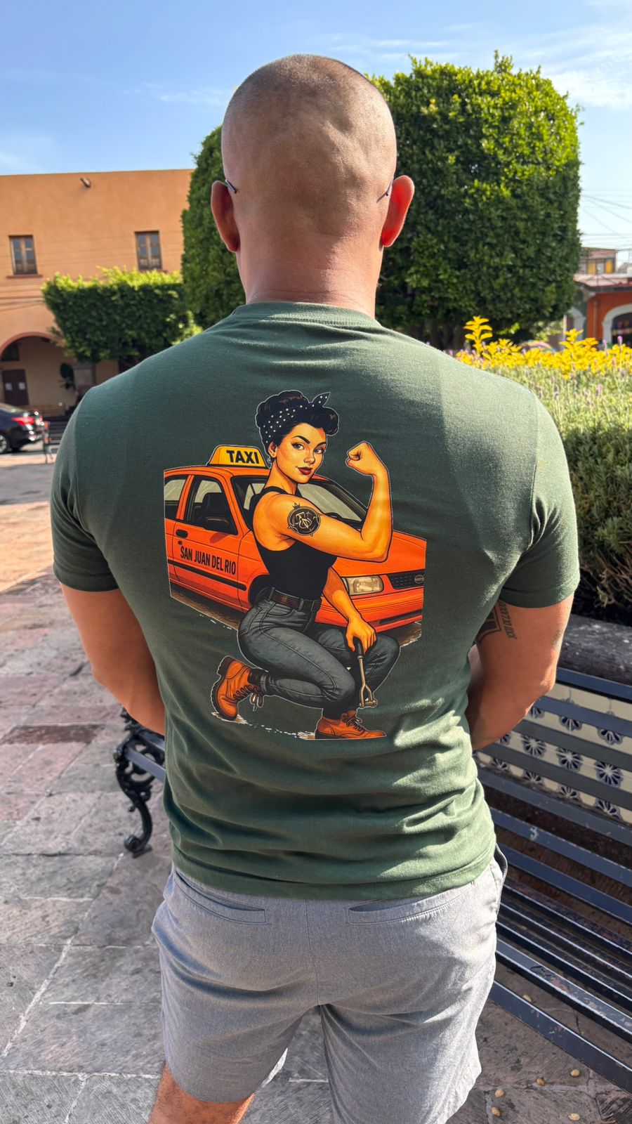 Playera Diseño Taxí - Image 2